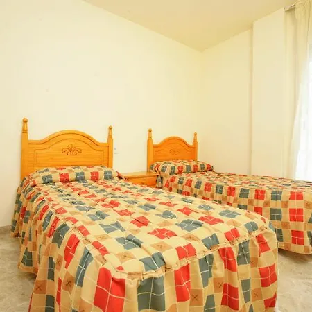 Ventura Park 4* סאלו